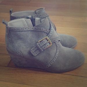 Franco Sarto ankle booties
